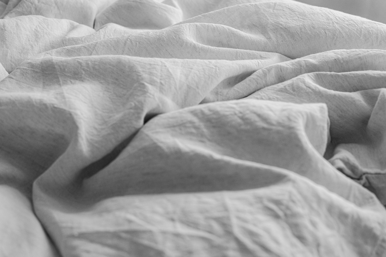 Vải lanh trắng ngà với nếp nhăn tự nhiên